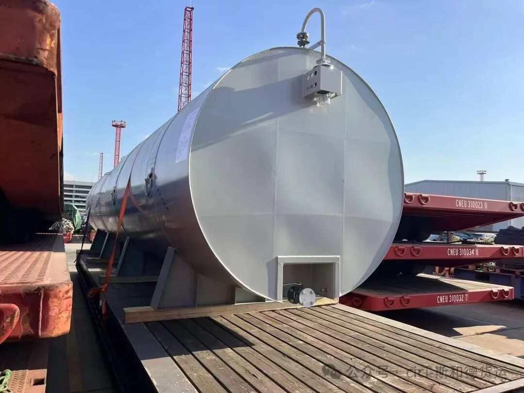 Project cargo oil tank secured for transport at Tema Port